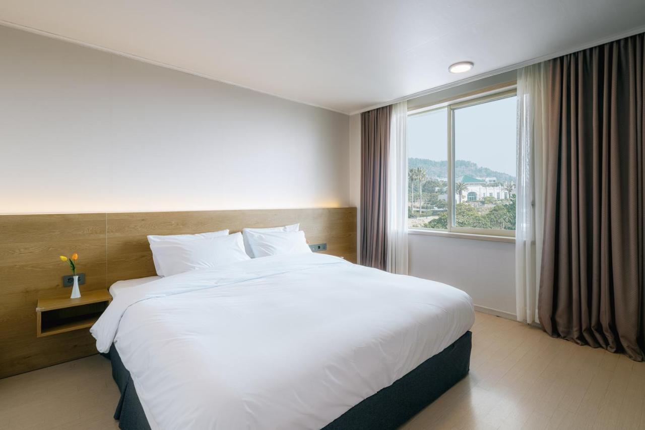 Bloom Hotel 3*